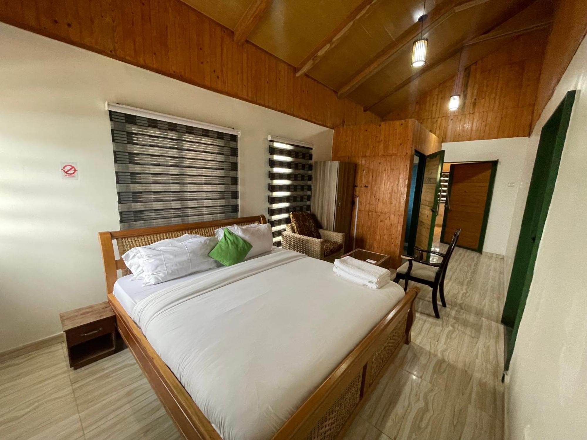Ocean Green Beach Resorts And Villas Prampram Exteriör bild